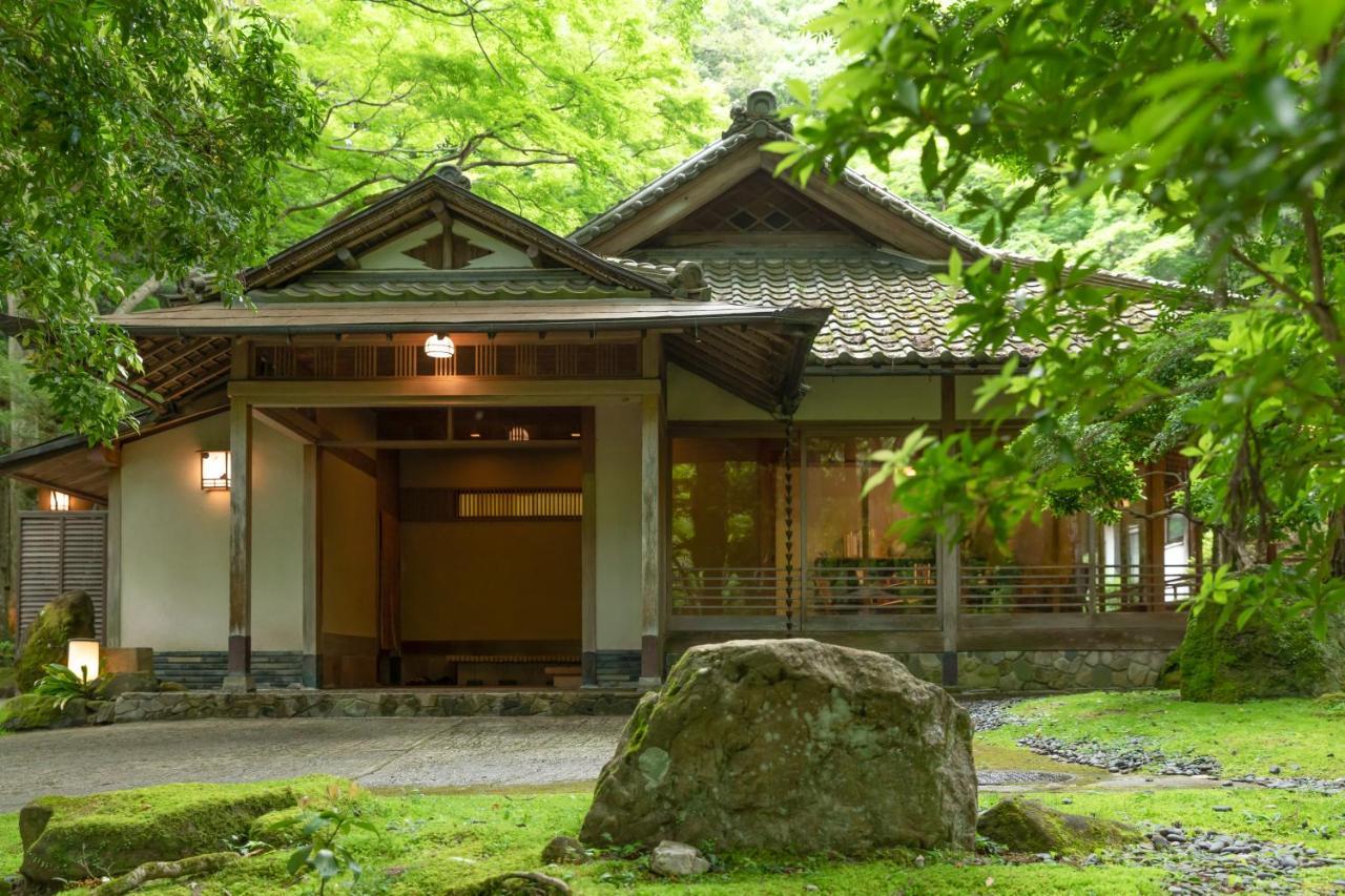 Tsukihitei Hotel Nara Buitenkant foto