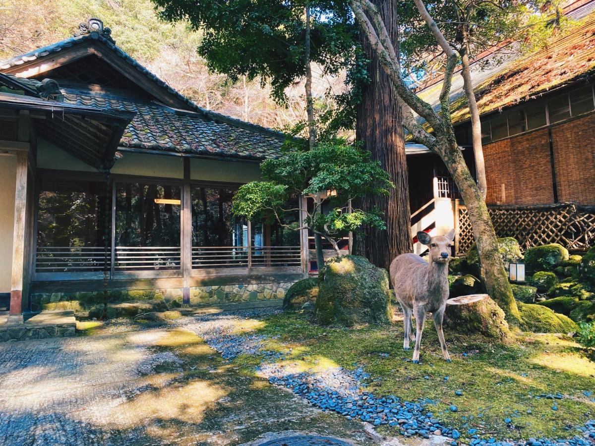 Tsukihitei Hotel Nara Buitenkant foto