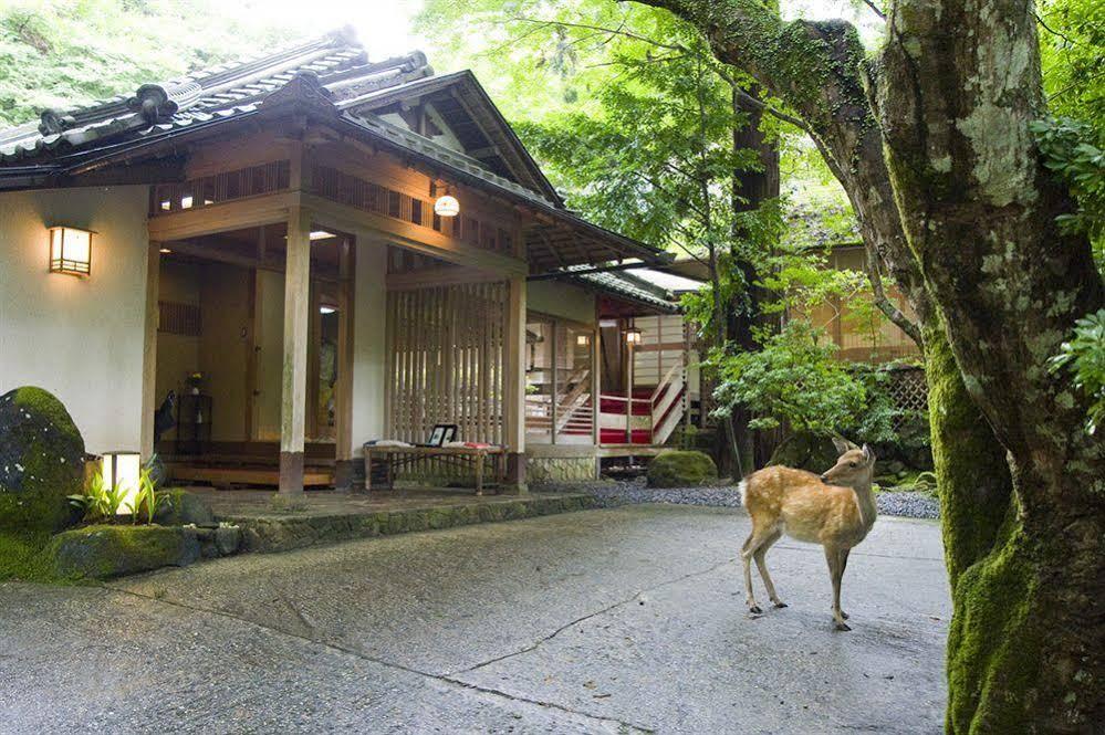 Tsukihitei Hotel Nara Buitenkant foto